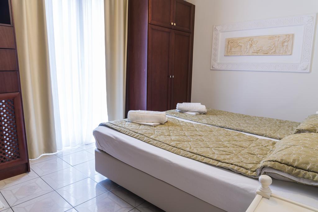 Hotel Zografos Paralia Katerinis Bagian luar foto