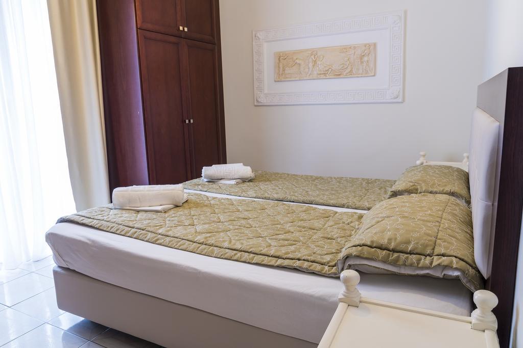 Hotel Zografos Paralia Katerinis Bagian luar foto